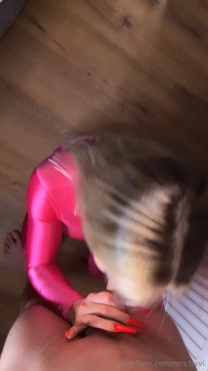 Nude Leaked - Tivvanni @mrs.Tivvi Blowjob In My Shiny Pink Spandex Catsuit SD 1280p - 2025